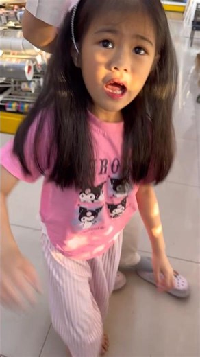 น้องมิลิน | คู่ใหน💙 #น้องมิลิน #โบ๊ะบ๊ะshorts #เด็กน่ารัก #ตลก