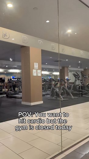 When your gym plans fall thru | Lizzy Capri