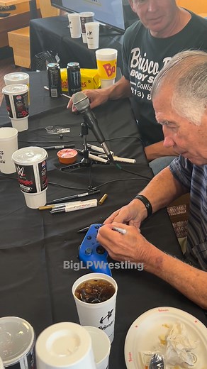 13K views · 92 reactions | Jerry Brisco signs an Xbox controller #wweuniverse #WWE #wrestling | Biglpwrestling | Facebook
