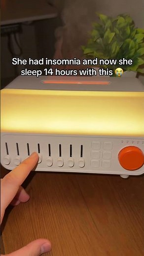 This white noise machine is the solution 😴😭 #sleep #insomnia #relaxing #whitenoise #sleeping
