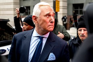 Surveillance footage shows close-up of FBI raid on Roger Stone's home