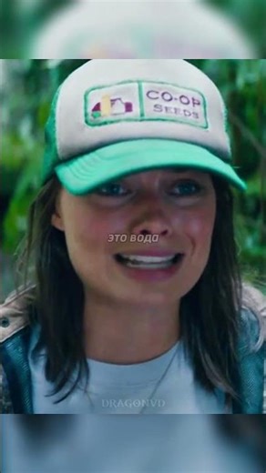 🌊 Прыгнул в воду, не зная, что она ядовитая... 😱