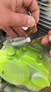 This Simple Roadside Fix Could Save Your Day #MechanicLife #RoadTrip #SmartIdeas