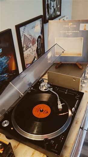 VANGELIS - "Chariots of Fire" (1981) #vinylrecords