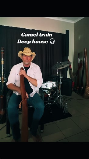 Camel Train Didgeridoo Mix in Deep House Vibes