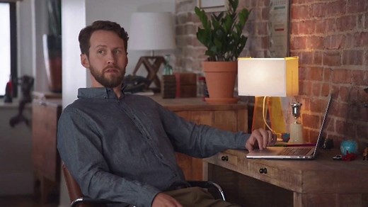 Spectrum Mobile TV Spot, 'Housemates: Family'