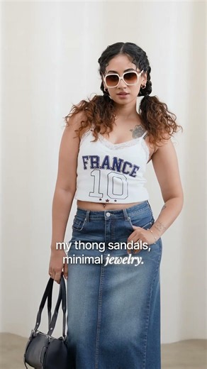 How to Style Football Jerseys for Girls