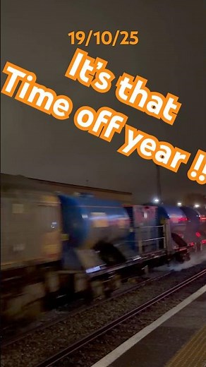 Rail Head Treatment Train (RHTT) with Double Class 66s Leamington Spa #trainspotting #class66 #train