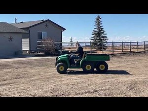 John Deere 6x4 Gator