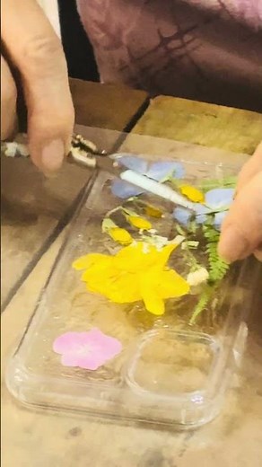 レジンとお花で作る、押し花スマホカバーレッスン #若林佳子 #押し花 #レジン