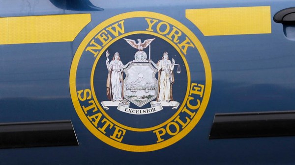 Jamestown woman dead following rollover crash on Thruway