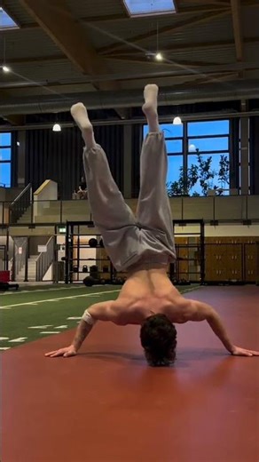 handstand tutorial #motivation
