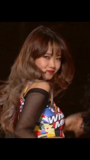 I.O.I Whatta Man Performance: Members, Chungha, Jeon Somi | MUNDO KPOP