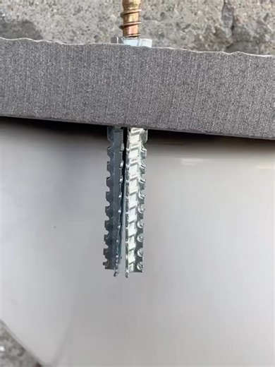 🔩 VÍT MỞ RỘNG SẮT RĂNG CƯA – GIỮ CHẮC CỰC MẠNH, THI CÔNG NHANH CHÓNG