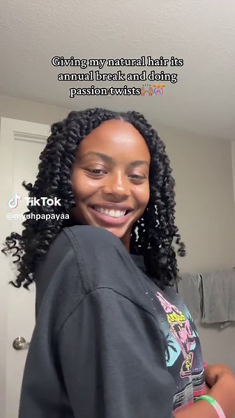 Easy Shoulder Length Passion Twist Tutorial