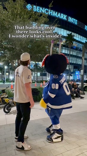 Bolts Nation went Bananas for the Celebrity Bug Keeper! 🍌 | ThunderBug