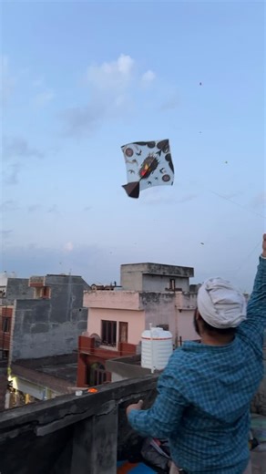 jassi firework amritsar & Jassi kite store on Instagram: "#kite #kitebeach #kiteschool #kiteboard #kiteworld"