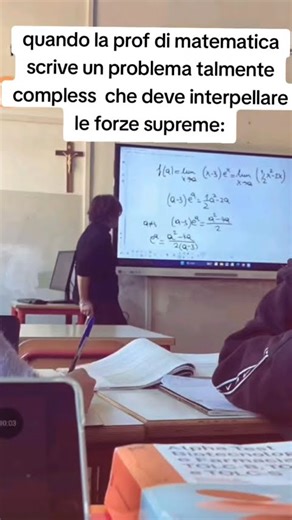 quando la prof di matematica scrive un problema talmente compless che deve interpellare le forze ...