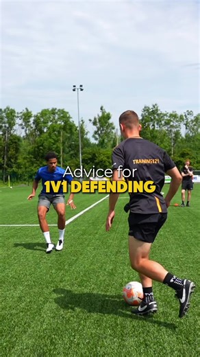 Tips for 1v1 Defending as a Full-Back 🛡️ | #t121family #defendertips #1v1defending #fullbacktraining #fullbacktips
