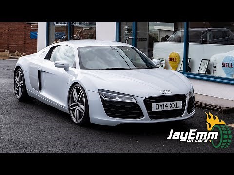 The Perfect First Supercar? Audi R8 V8 MANUAL Review - With Expert Buying Advice!