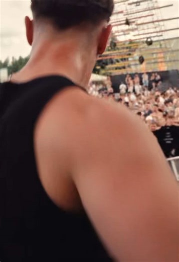 the summer ush kick edits doing their thing 🍹 PS: USH ALL DAY LONG in less than two weeks - dont miss out tickets are almost gone ⚠️#hardtechno #ravetok #rawstyle