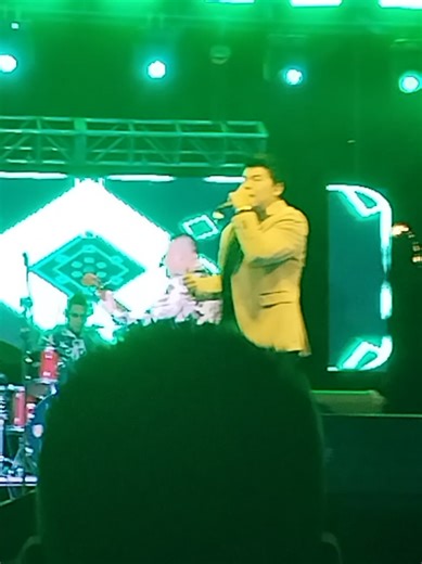 @RADIO J C 104.9 FM @RADIO ACTIVA.FM @Xavier💪🇪🇨🇪🇨🇨🇴🇨🇴 @LUNITA🌜💗🌛