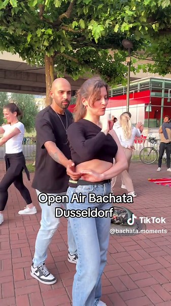 Discover Open Air Bachata in Düsseldorf