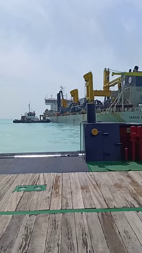 Assisting Hopper Dredger Vessel #offshore #hopperdredger #Multicat #seamanslife #sealife #Seafarer #SEAMAN #life | Sarj S. Estrada