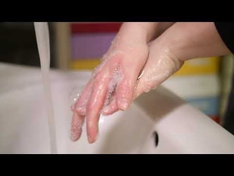 Handwashing demonstration - Nebraska Medicine