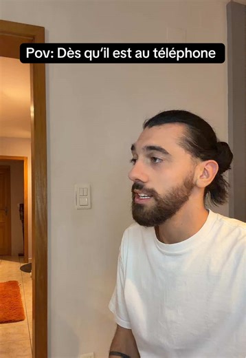 Pourquoi ils font ça 🤔 #humour #couple #fyp