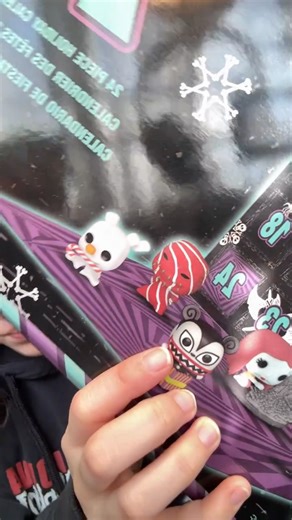 Day 15!! It’s a match!! #unboxing #adventcalendar #blindbox