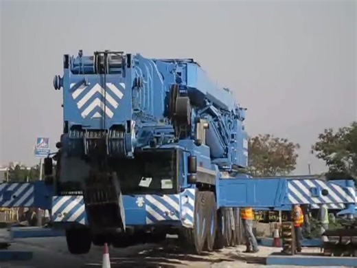 LTM 1500 力營起重