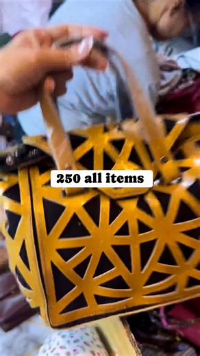 1.9K views | Last batch 250 all items  Do screen shot po #fypシ゚viralシ #everyonefollowers #ukayukay #fyp #everyone #highlights | Your Shopify | Facebook