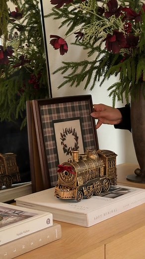 🚂 This Christmas, let the nostalgia train roll in! This vintage humidifier sends steamy, pine-scented mist swirling—turning dry winter air into a festive hug. 🎄 Deck the halls with calm and charm! Its retro train design shines beside your tree, blending holiday whimsy with soothing wellness. 💨 Gift merrier days! This gadget wraps loved ones in nostalgia and year-round relaxation—perfect for Christmas cheer that lasts. 🎁https://t.site/3LCnsUr | Lifegiverwise-02