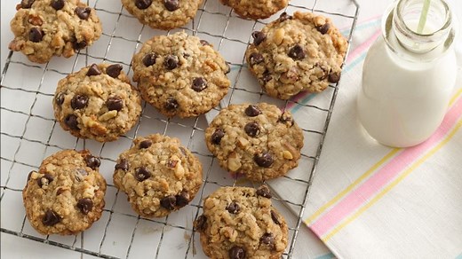 Oatmeal-Chocolate Chip Cookies Recipe