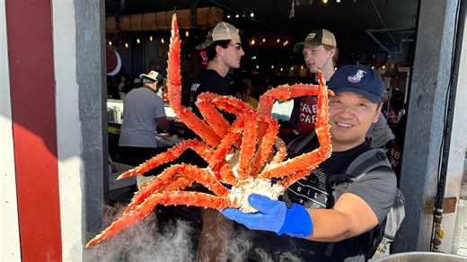 FRESH Alaskan KING CRAB Feast at the Famous Tracy's Crab Shack in Juneau Alaska