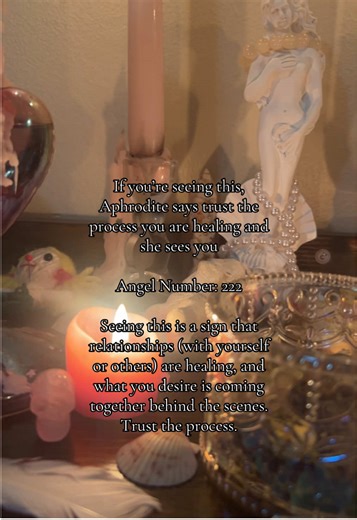 aphrodites message to you 🕊️🐚🫧 #aphrodite #lovewitch #glamour #witchesoftiktok #witchesoftiktok