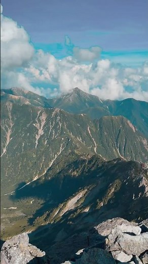 【槍ヶ岳】山頂からの絶景｜北アルプスの大パノラマ