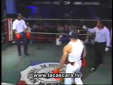 Soldado estadounidense noqueado