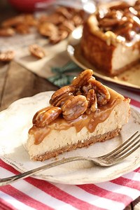 Easy Caramel Pecan Cheesecake