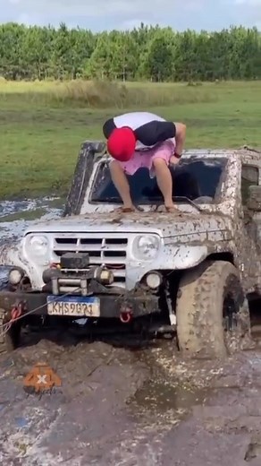 Australian Touring on Instagram: "If Monday was a video😂🤮 #AustralianTouring www.AustralianTouring.shop _ _ _ _ #elitebreed4x4 #vicoffroad #4x4offroad #forby #4wd #4wdfridays #superiorengineering #fullsend #dieselporn #bigrigs #4x4life #touringadventure #4x4adventure #gme #aussie4x4 #4wd247 #4x4flex #hiluxhub #volvocars #volvo #ozzie4x4 #4wd247rigs #cargram #australian4x4 #forby #4x4australia #carcrash #fail #fails"