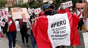 Peru election race tightens a week before polarized vote