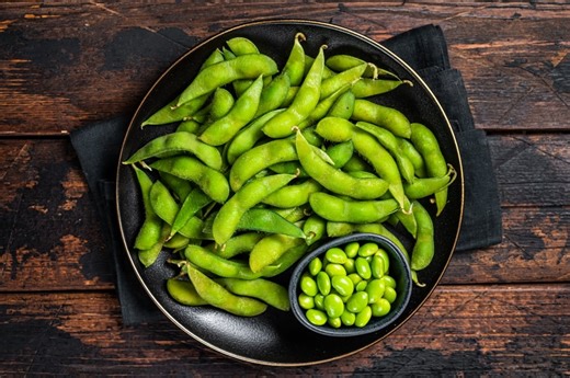 Can Dogs Eat Edamame? Benefits & Risks of Edamame for Dogs