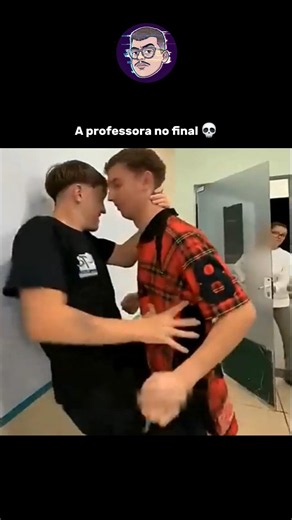 Her seeing the situation 😂😂 #funny #humor #memes #shortsfeed #shortsviral #shorts