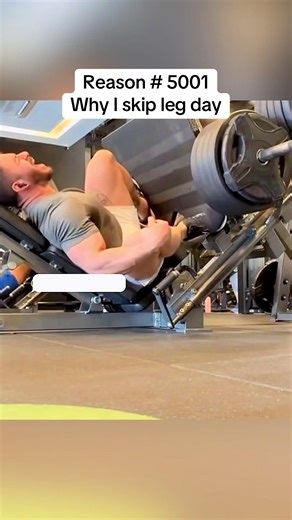 Damn that looked painful 😫 | leg
