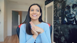 Beth Mota on Instagram: "today we have some deep talks, and overcome fears of the dentist! . new video up now! link in bio 🦥"
