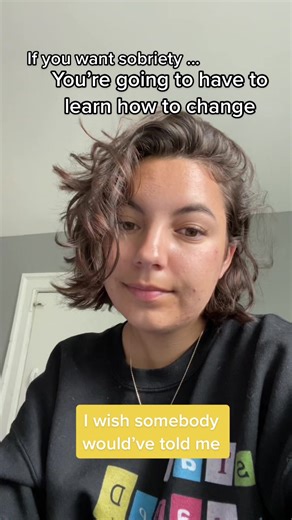 I wasn’t prepared for the amount of pain and change that would come in early sobriety…we started a podcast to help share that with others! #wedorecover #recoveroutloud💜 #recoveroutloudforthosewhosufferinsilence #aa #na #addict #addiction #addictionrecovery #addictionawarenes #addictionmotivation #alcoholfree #alcoholism #alcoholic #12steps #12stepprogram #bigbookthumper #sober #soberaf #soberlife #sobercurious #sobermotivation #sobriety #sobrietyrocks #aahumor #alcoholhumor #addictionhumor #add