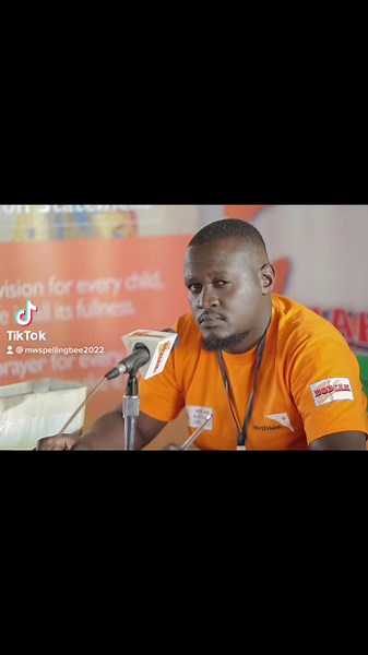 Meet the spell Master,Andrew Kaiya,Chief Pronouncer Of MAlawi National Spelling Bee🐝