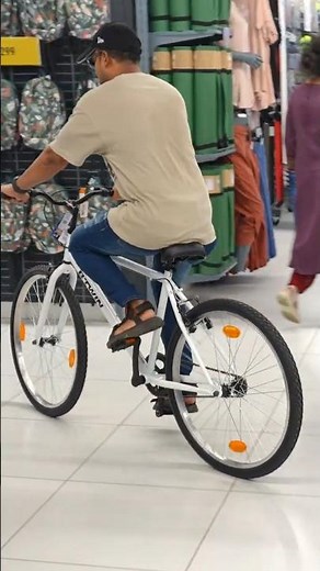 [Raw Clip] Decathlon Btwin My Bike Test Ride at Store 🚲