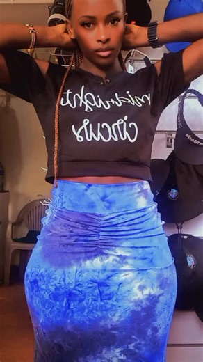 Fine Apple 🍎 (@fineapple441)’s videos with original sound - Miles Lyrics ✍️✍️